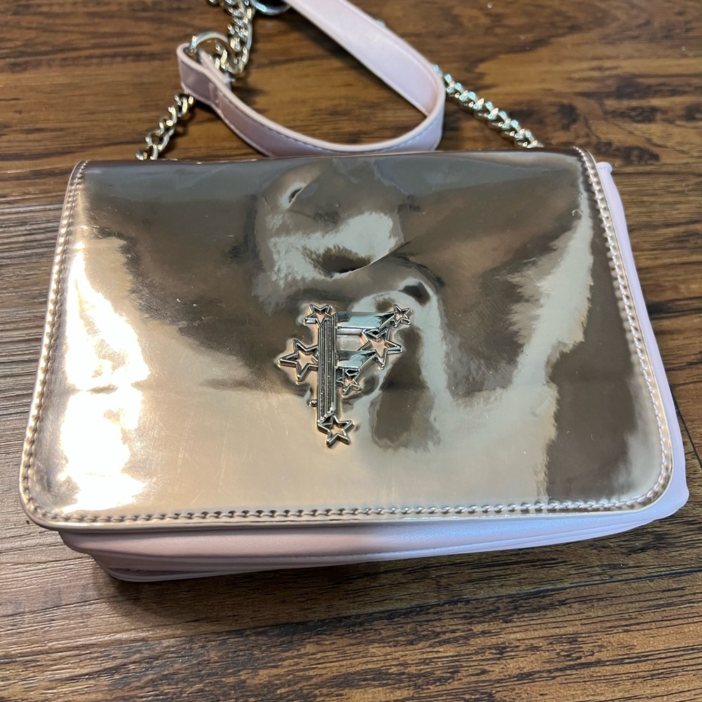 Vintage Fiorelli Rose Gold Metallic bag